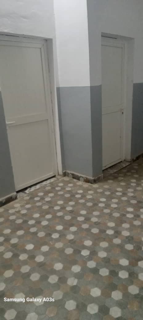 Maison F2 récente à louer, tout est propre.