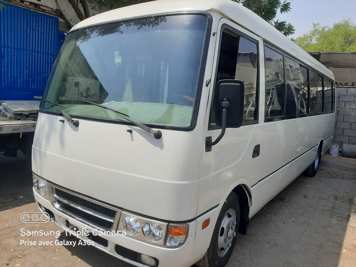 Mitsubishi Rosa 2016, bus 35 places, bon état