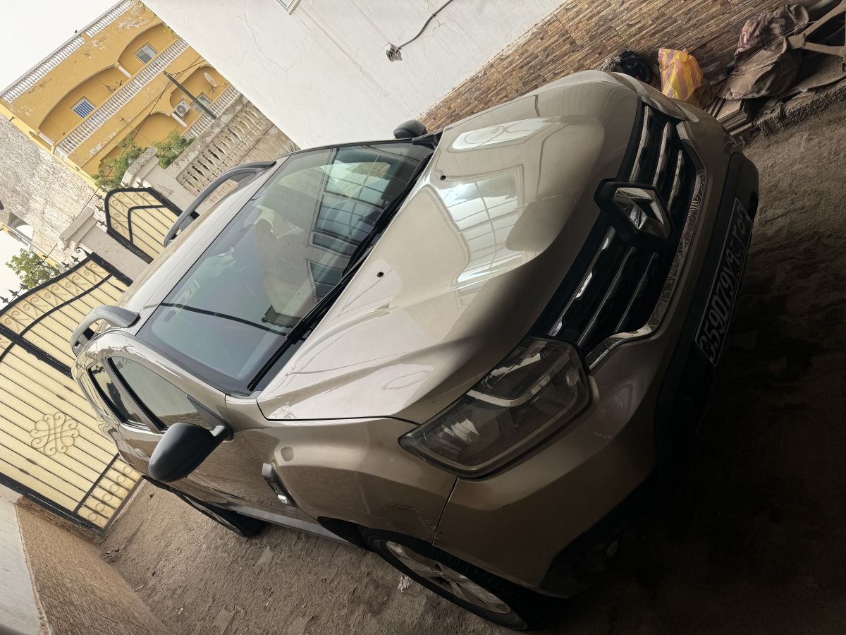 Renault Duster 2019, automatique, essence, 4x4, climatisation, 66,000 km