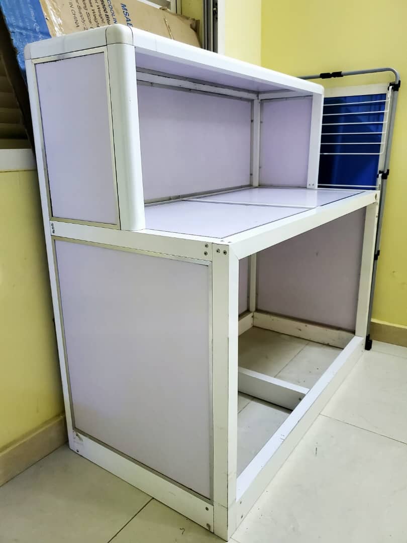 Comptoir de réception en aluminium à prix abordable
