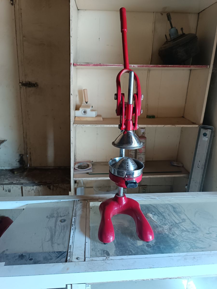 Machine pour fabriquer d\'orange