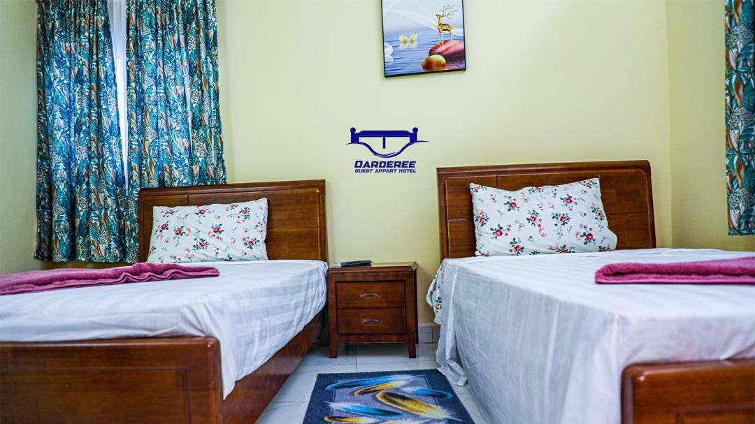 Chambre Lit double (2 personnes, avec toilette privée) – Darderee Guest AppartHotel
