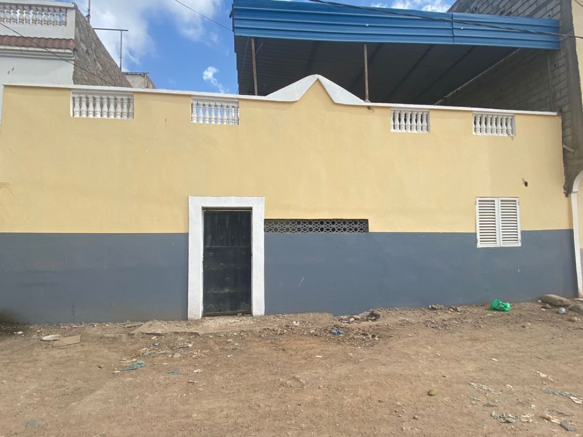 Maison moderne 4 chambres avec terrasse, quartier calme Hodan 2