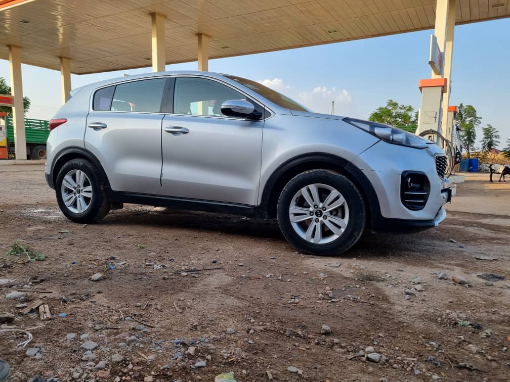 Kia Sportage 2018, diesel, boîte automatique, excellent état