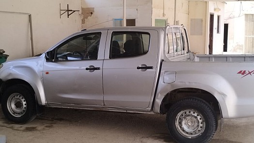 Pick-up Isuzu D-Max en très bon état