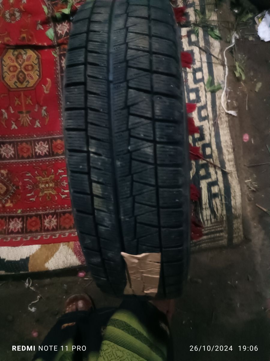 Pneus d\'occasion de qualité - Toutes références disponibles