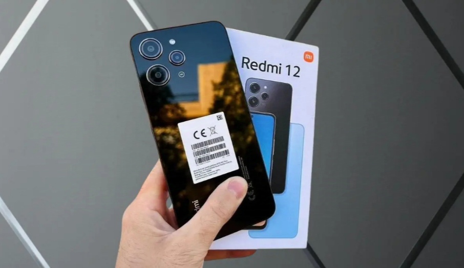 Smartphone Redmi 12 en excellent état, 8 Go RAM, négociable