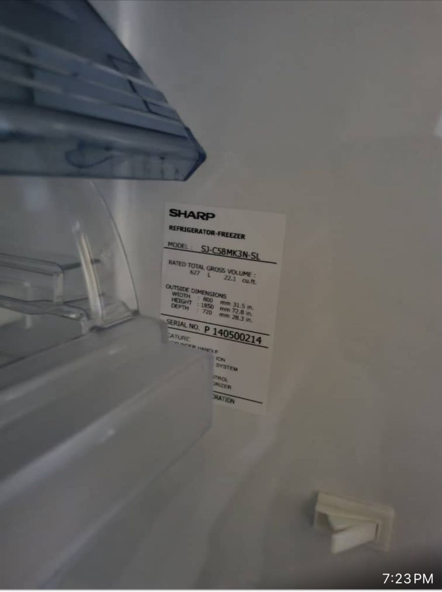 Réfrigérateur SHARP neuf, encore emballé