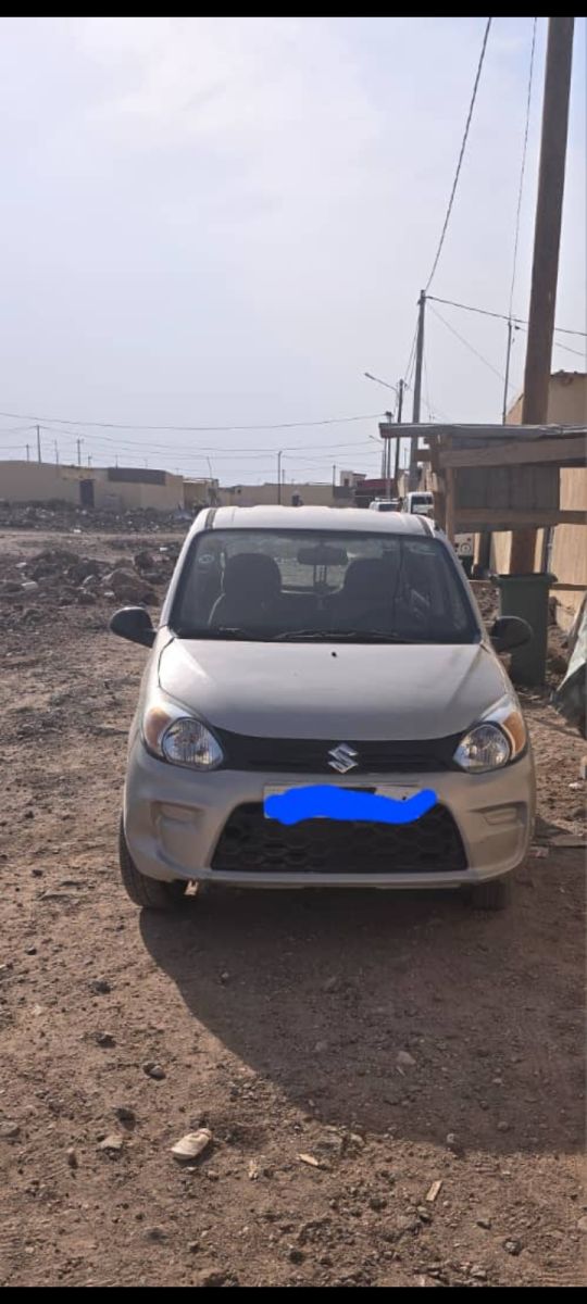 Suzuki Alto 2022, essence, boîte manuelle, parfait état