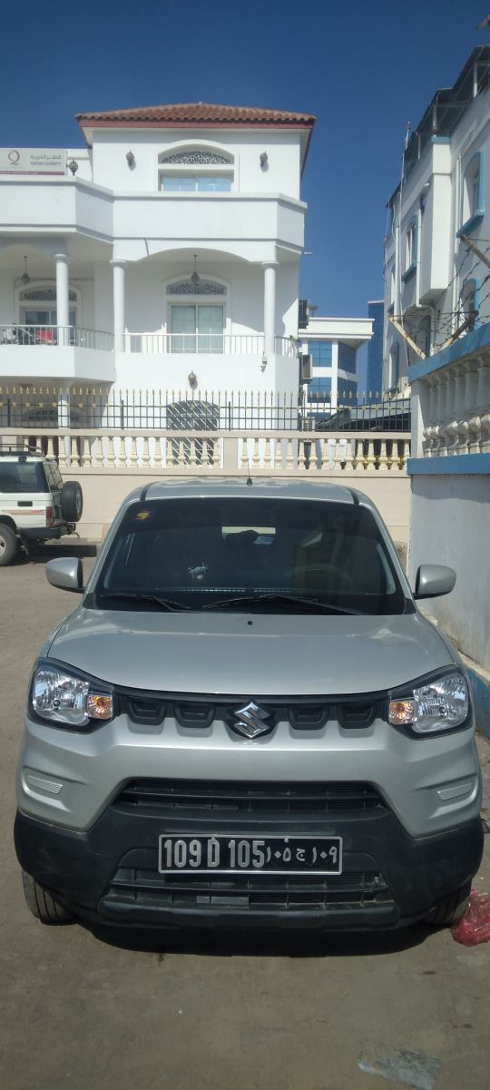 Suzuki S-Presso 2024, neuve, faible kilométrage