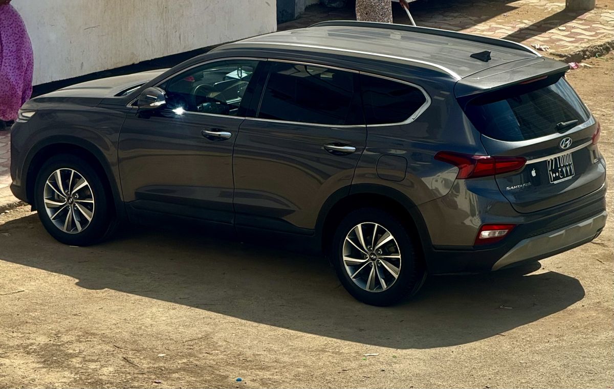 Hyundai Santa Fe 2021 - Automatique Diesel - Full Options