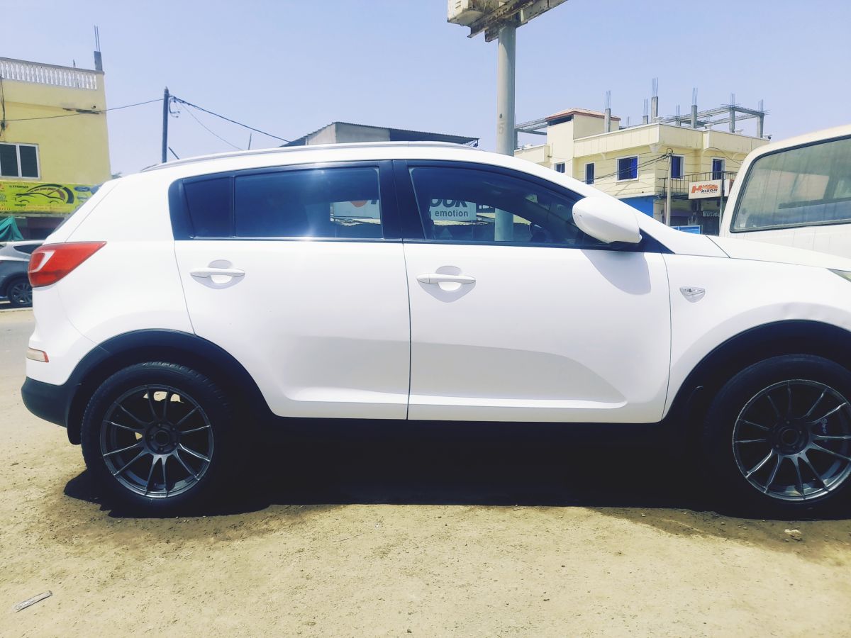 Kia Sportage 2013, diesel, boîte manuelle, excellent état