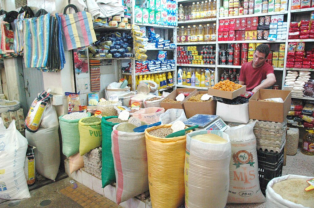 Local commercial à louer, Cité Progrès, à côté du collège d\'Ambouli