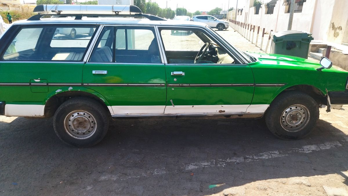 Taxi vert Mark 2 familial - Prix bas, bon état de circulation