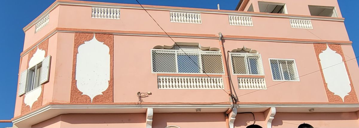 Appartement 3 pièces avec grande terrasse à louer à Barwaqo 2