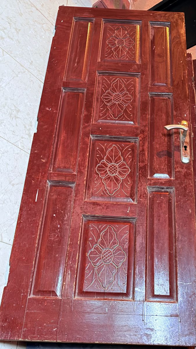 Portes en bois massif originales à vendre