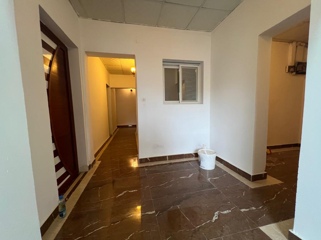 Appartement F3 rénové à Héron près de Cash Center