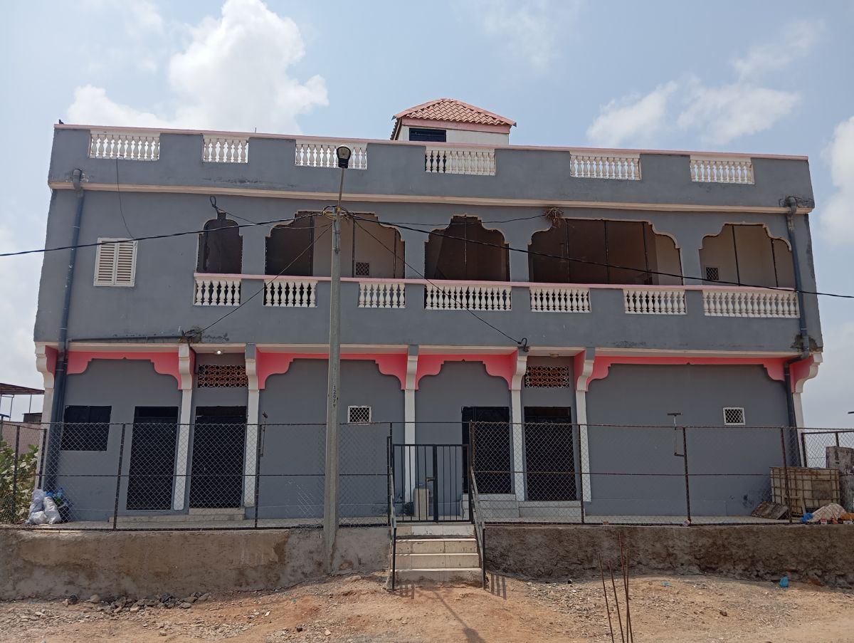 Appartement F4 moderne et spacieux près de lycée hodan 4 à louer