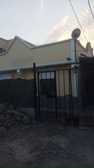 Maison 2 chambres avec véranda au cité chabeley PK 13