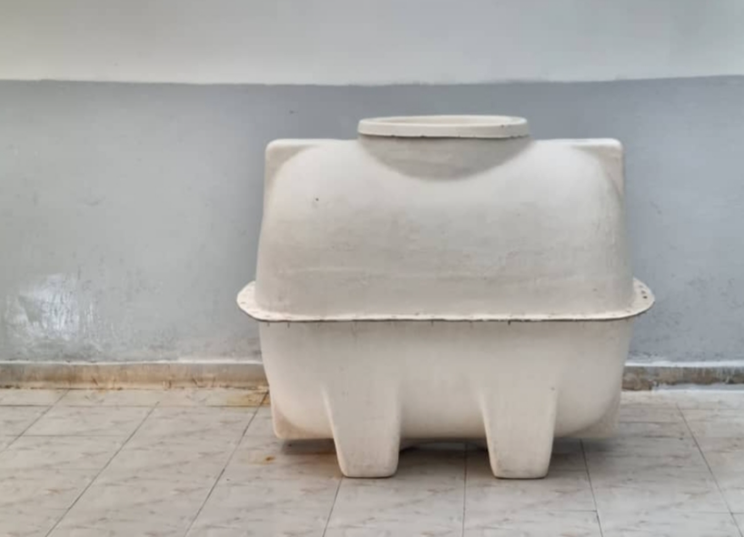 Réservoir d\'eau 1000L en très bon état à vendre