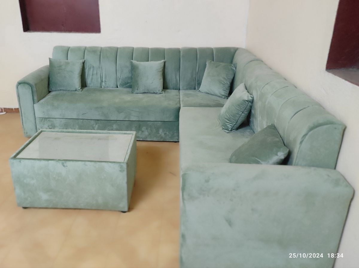 Salon L turc en excellent état avec prix négociable