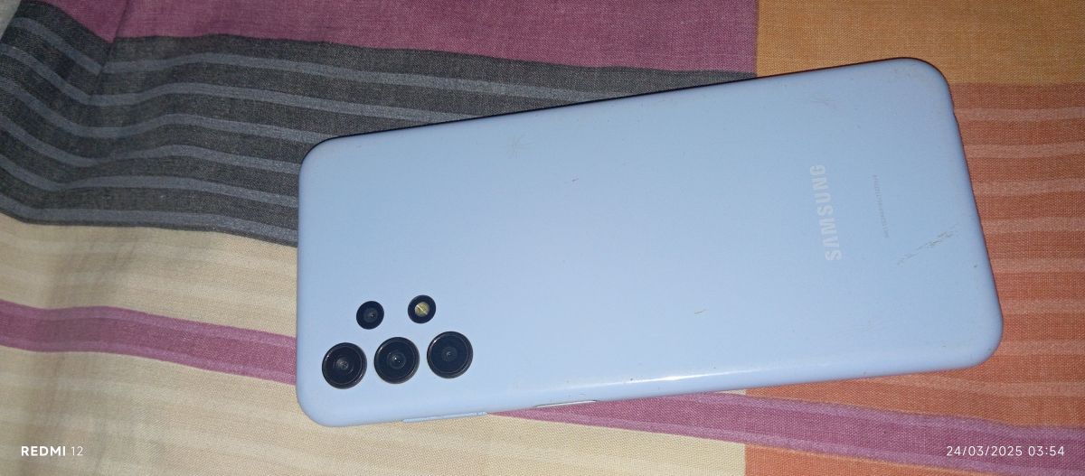 Samsung A13 64GB, 3GB RAM, Très Bon état à vendre