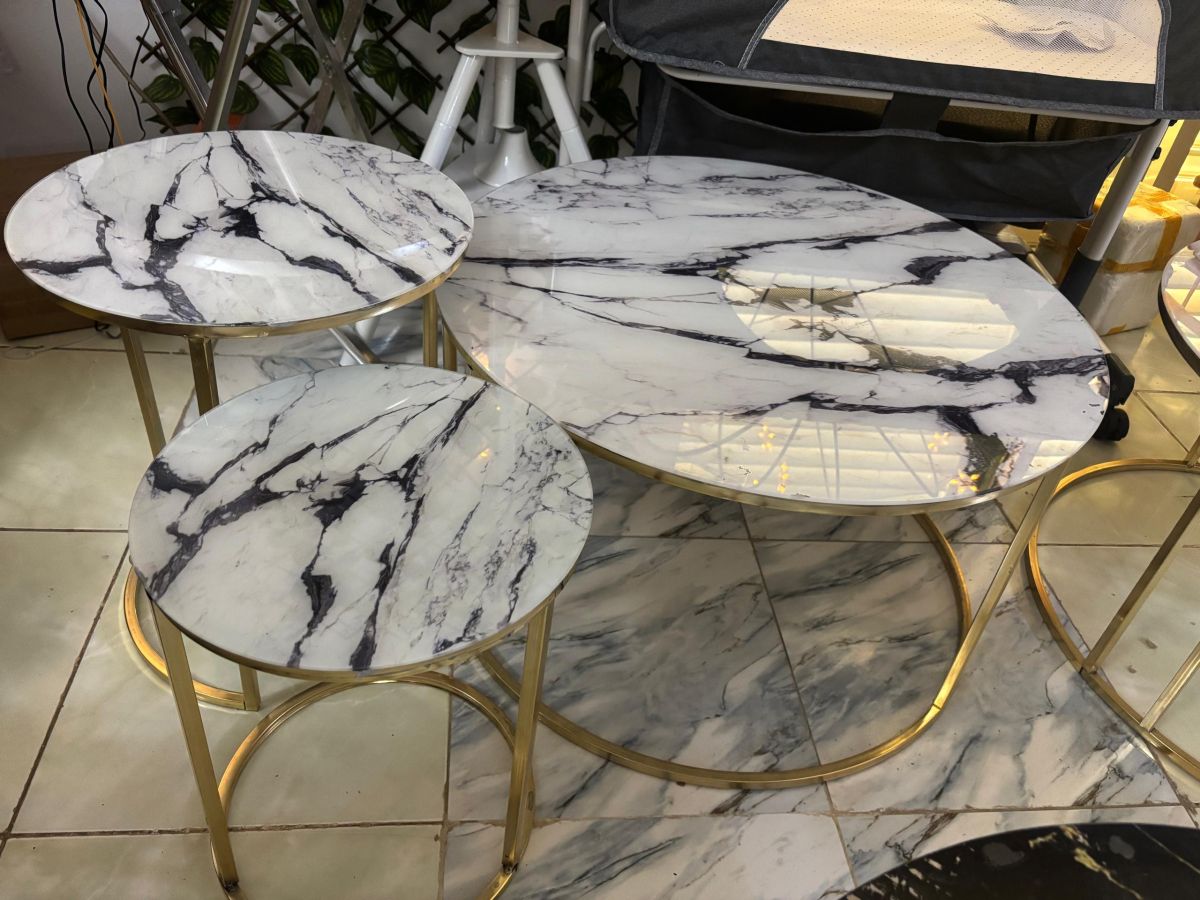 Table basse de luxe et moins encombrant