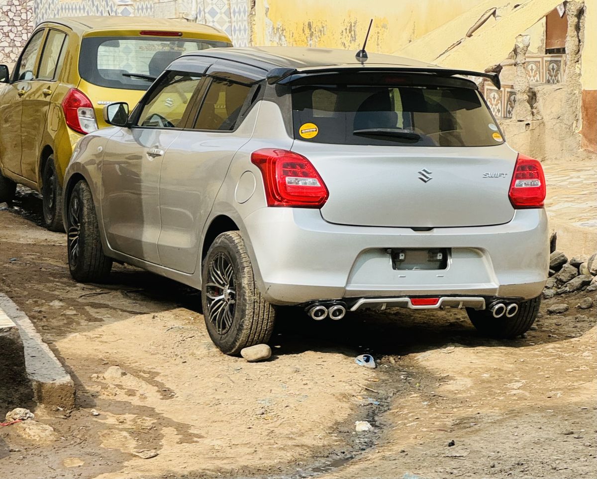 Suzuki Swift 2017, boîte automatique, toutes options