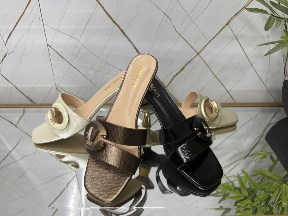 Chaussures femme VIRUCCI – Nouveaux modèles tendance