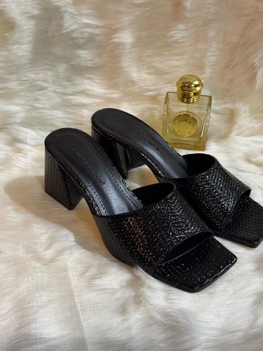 Chaussures compensées pour femme – Plusieurs modèles disponibles