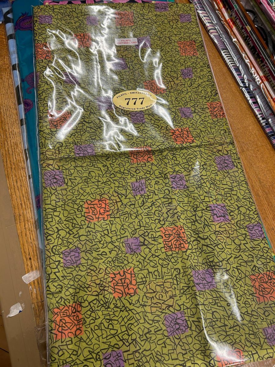 Boubous made in Switzerland - motifs floraux multicolores