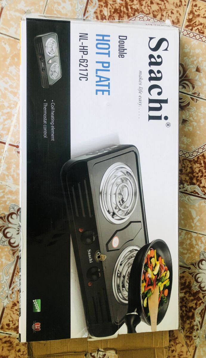 Plaque de cuisson électrique Saachi avec 2 foyers - Design compact et facile à nettoyer