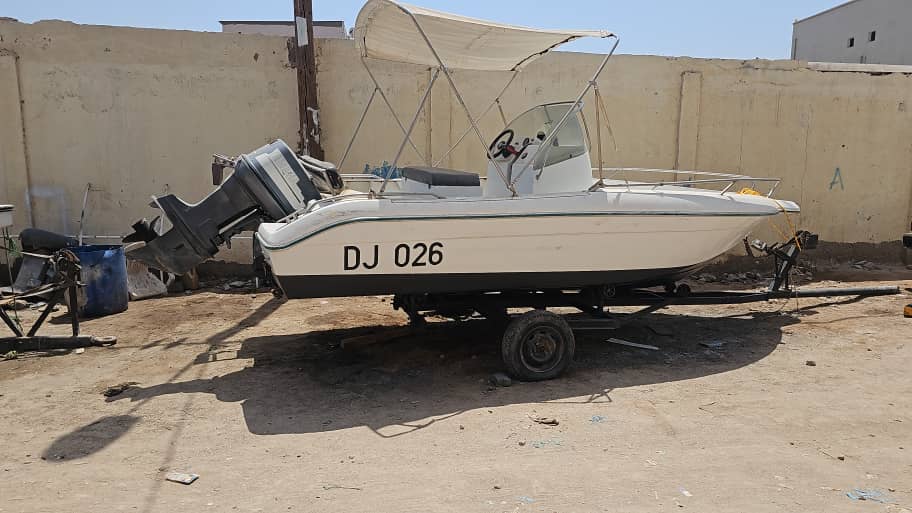 Bateau 5m90, 115CV, sécurité et équipement inclus