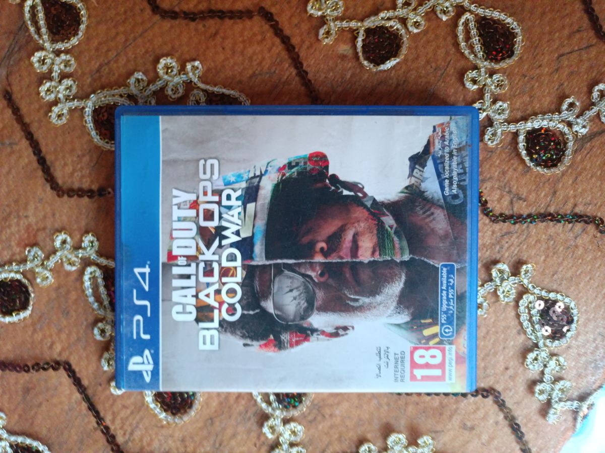 Jeu PS5 Call of Duty Black Ops Cold War - Bon état