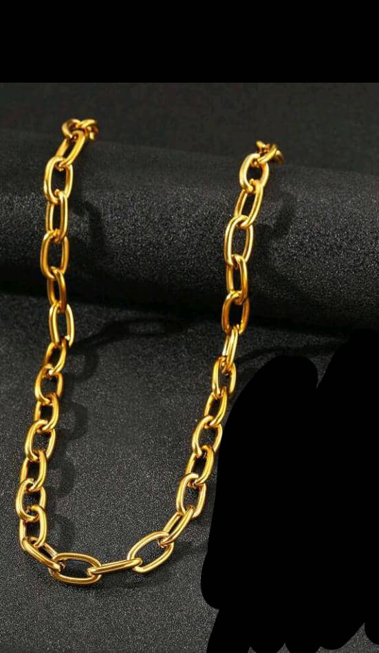 Collier en acier inoxydable plaqué or à prix attractif