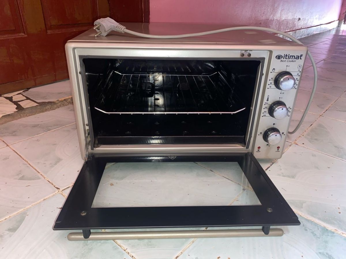 Four et micro-onde en excellent état