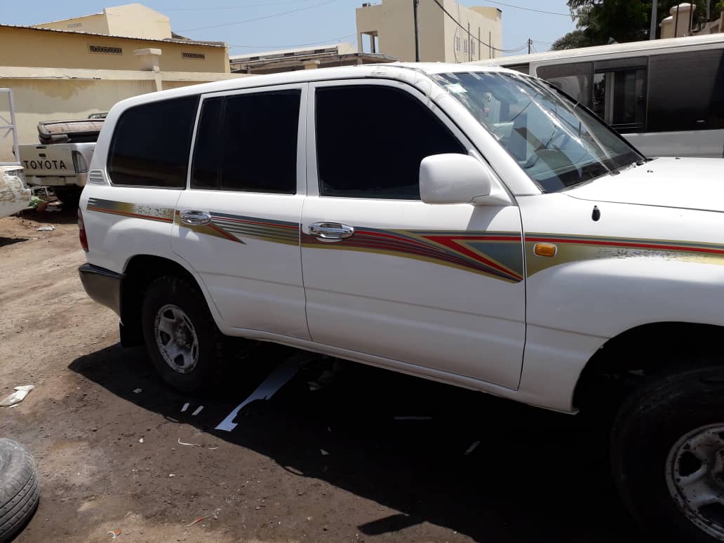 Toyota Land Cruiser GXR, très bon état