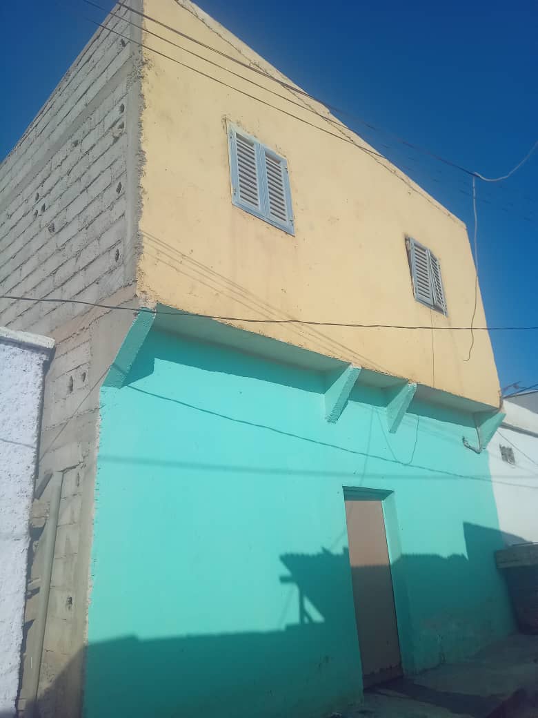 Maison Wahlé Daba, 4 chambres, proche poste de police