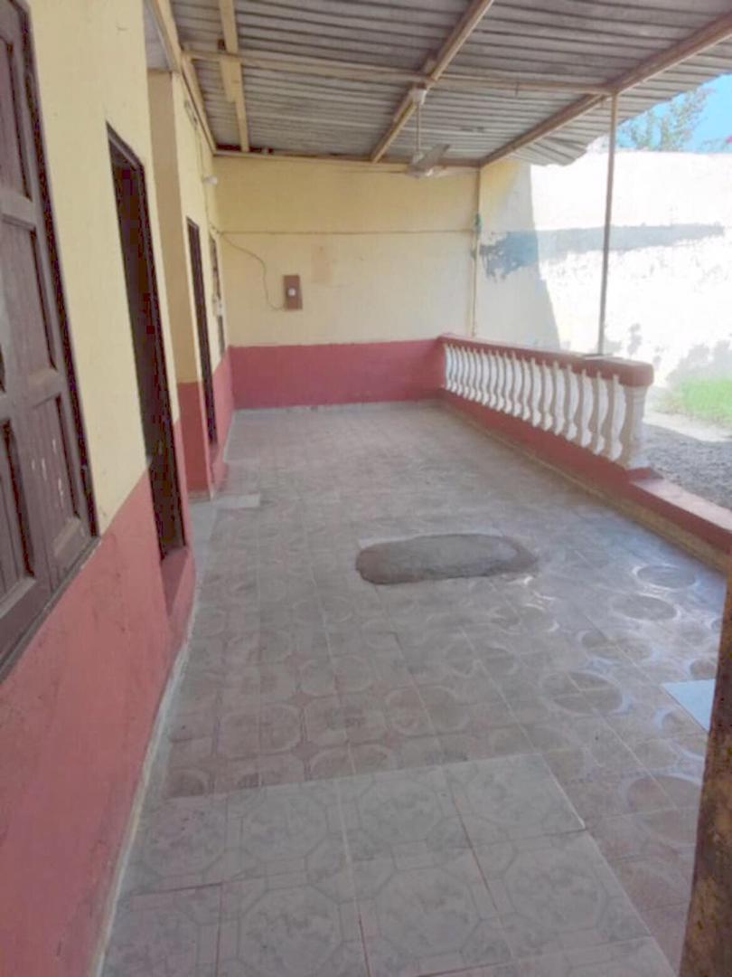 Maison F3 à Cheikh Osman 120m²