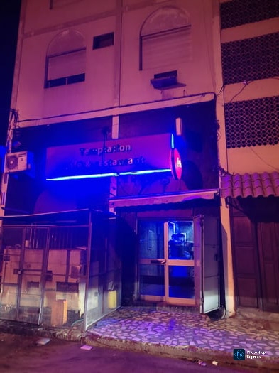 Restaurant Temptation situé dans un quartier dynamique à fort trafic, centre ville