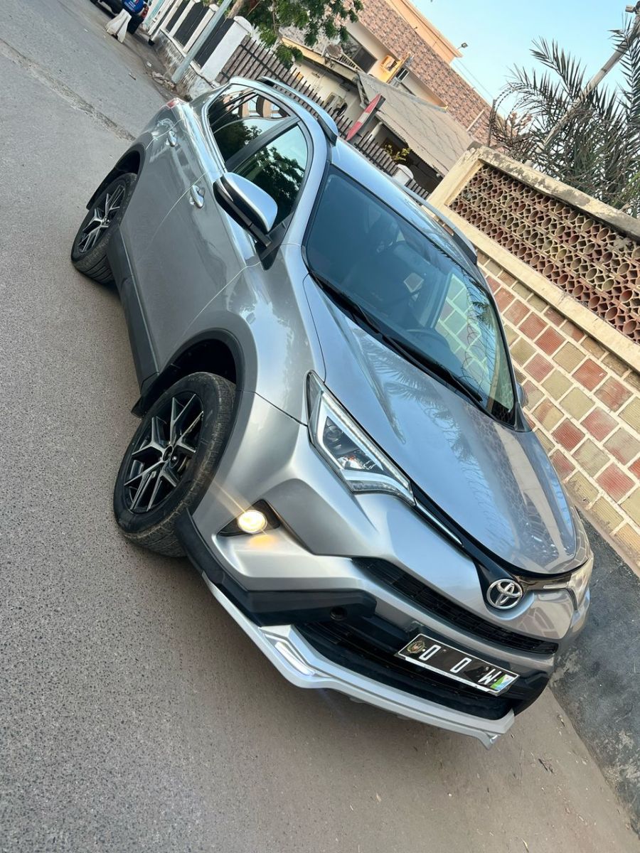 Toyota RAV4 2018 diesel automatique Diesel