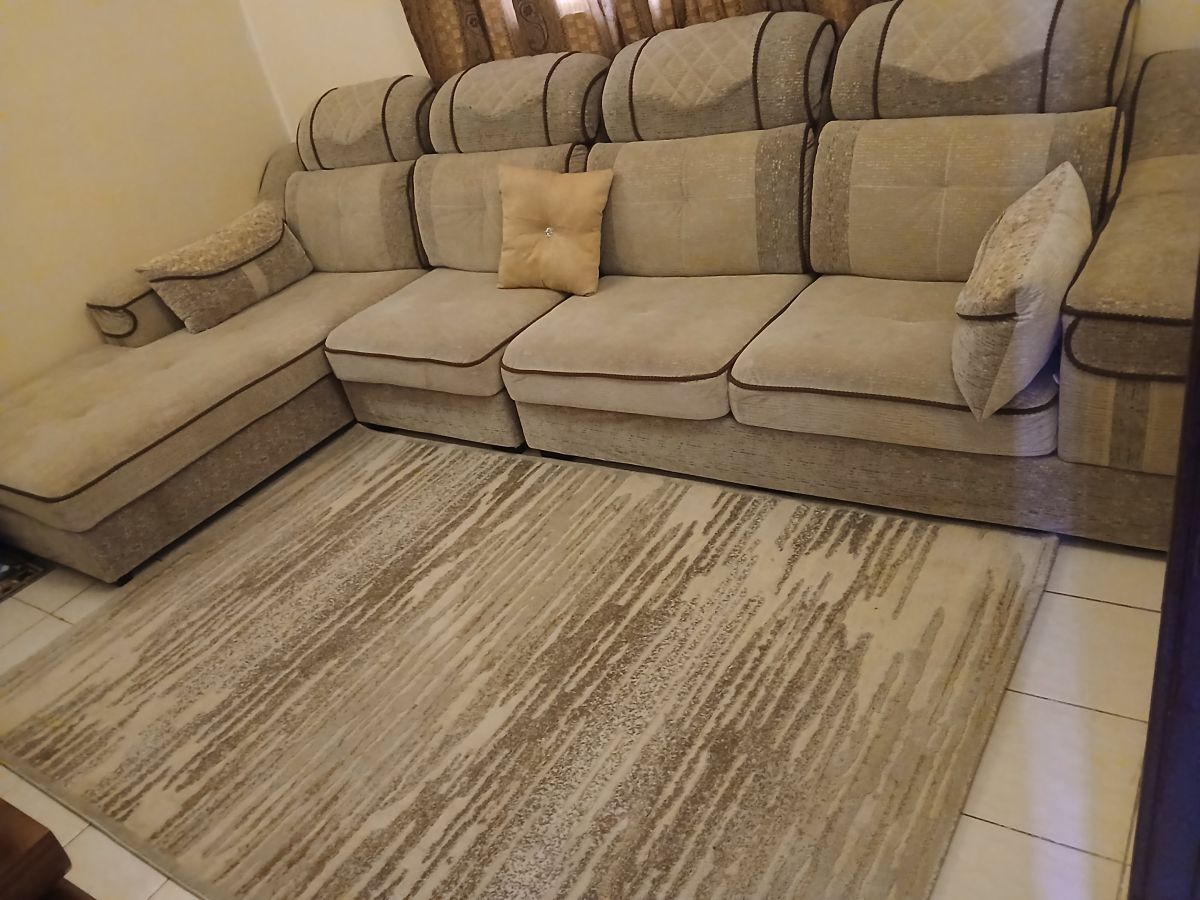 Salon L + TV 3D courbe + table basse (non négociable)