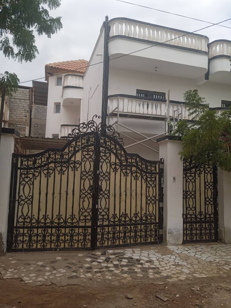 Villa F5 à Gabode 4 à louer