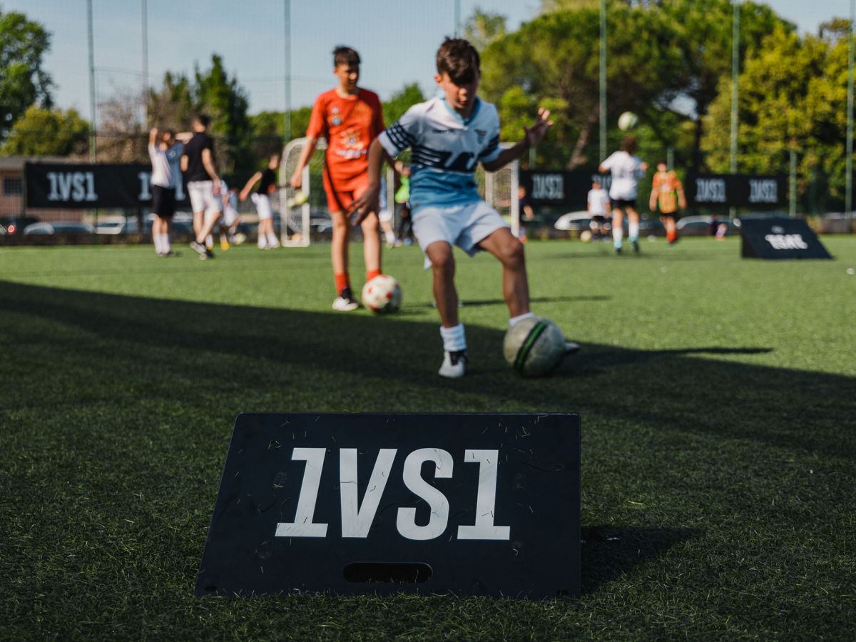 Tournoi de Football 1vs1 - Prix, Coupe et Médaille à Gagner!