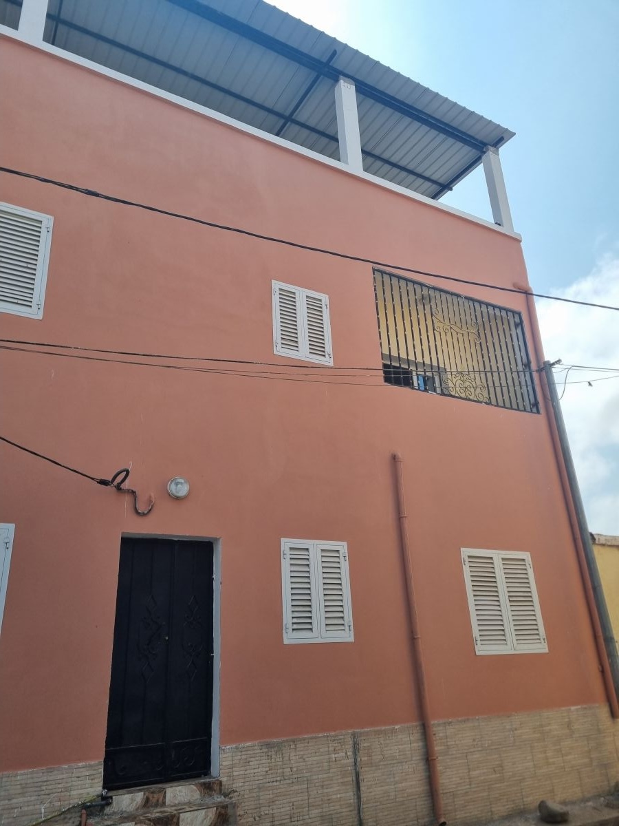 Appartement F4 Neuf, Quartier 6, proche de la Mosquée DARAR