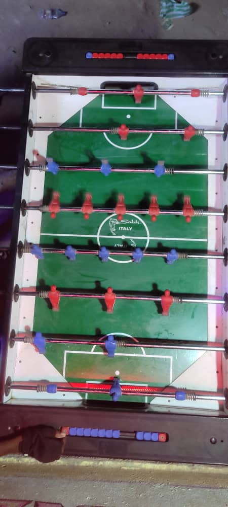 Baby foot à vendre, acheté il y a trois mois