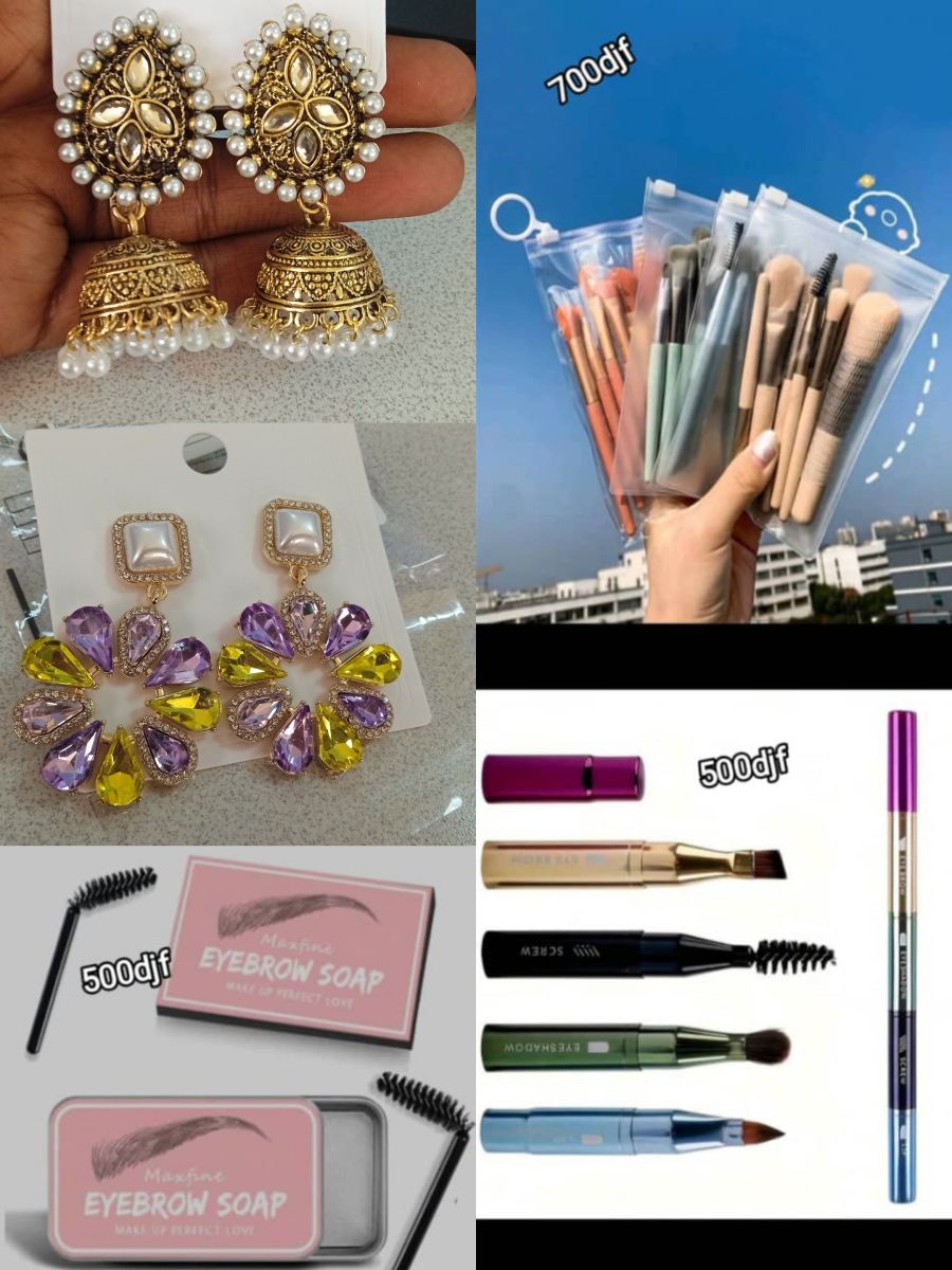 Accessoires de mode : Pinceaux, boucles d\'oreilles, et foulards