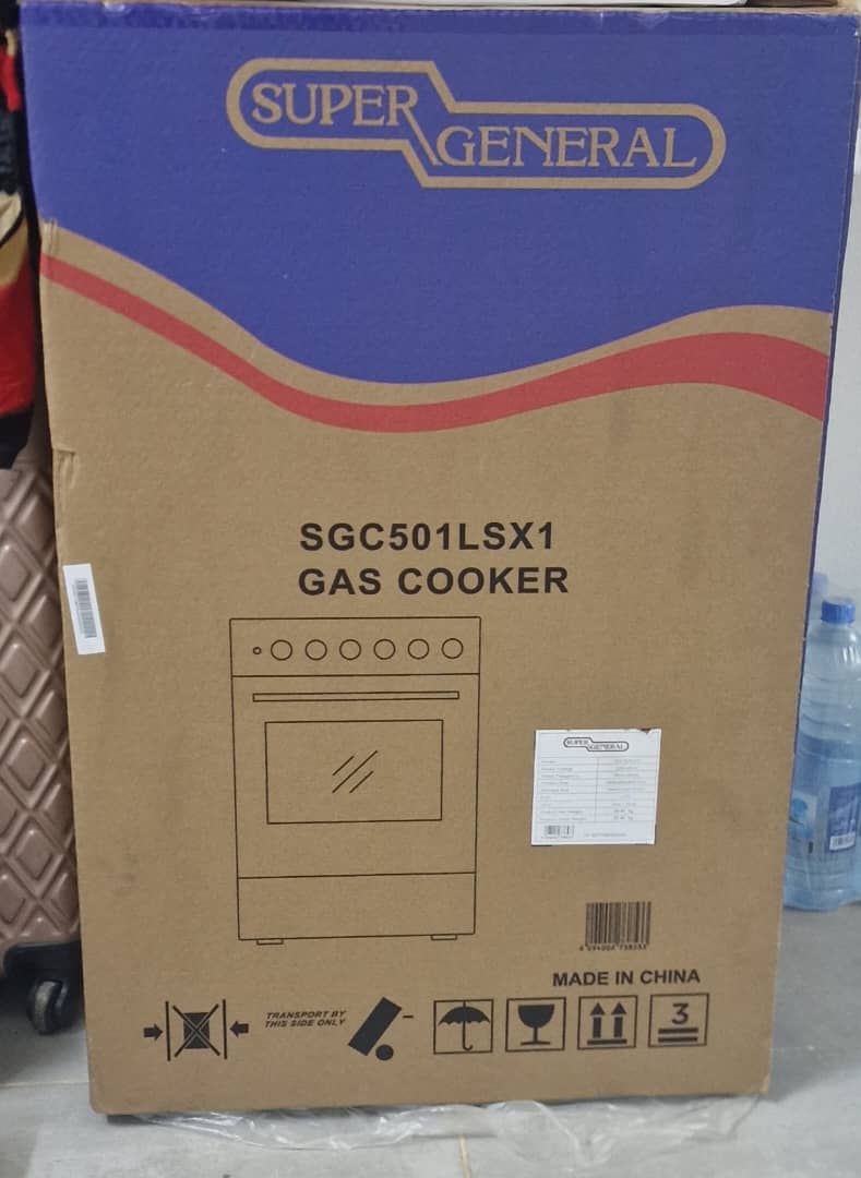 Gazinière 4 feux neuve