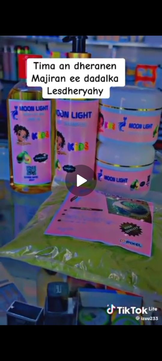 Produits de soin capillaire enfant - shampoing, crème, masque et huile