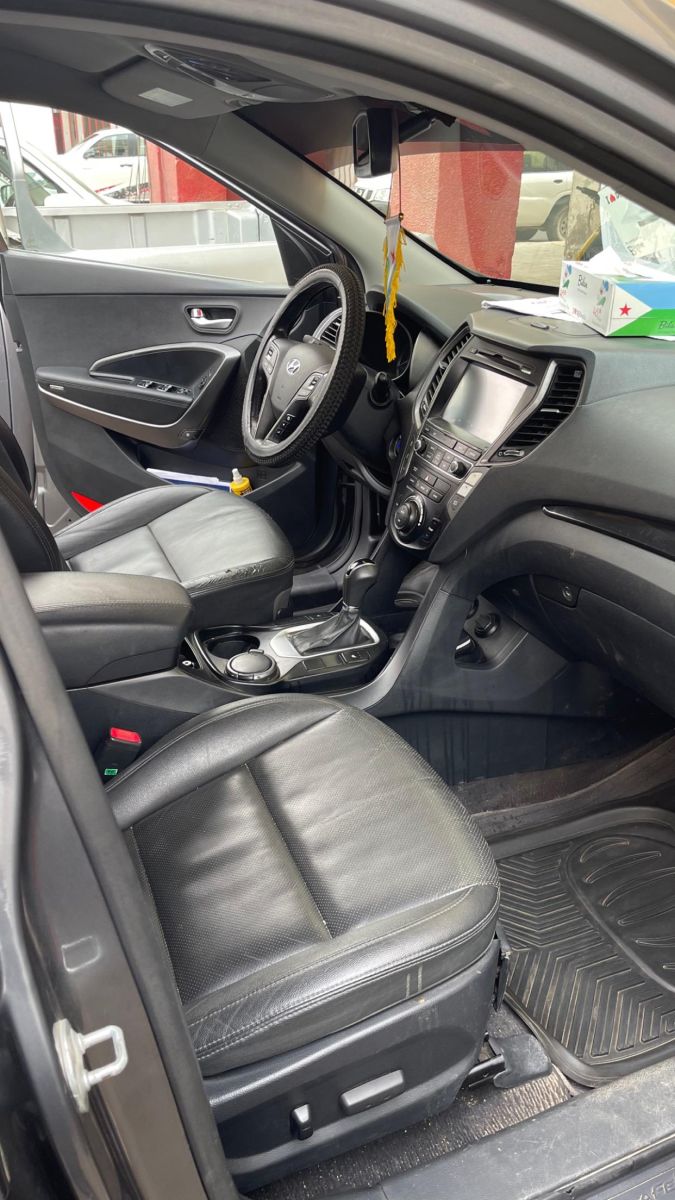 Hyundai Santa Fe 2016, diesel, 7 places, confort familial haut de gamme